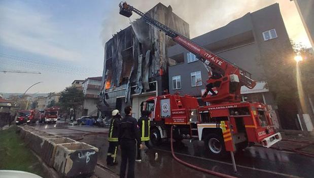 Kocaeli'deki depo yangınıyla ilgili 7 kişi açığa alındı)