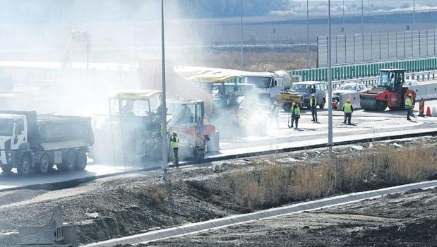 Dev projeler Türk müteahhitlere emanet)