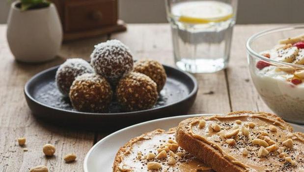 Tok tutan, enerji veren ara öğünler: 3 dakikada hazırlanıyor)