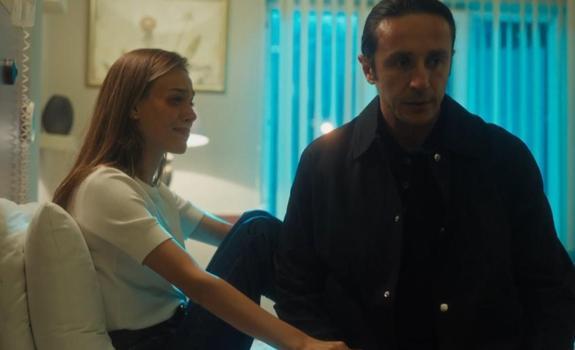 Faruk'un Ayten aşkı dizelere sığmıyor! İsmini duyunca dünya duruyor)