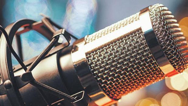 Radyo D'den dinleyicilerine yıl sonuna kadar hediyeler)