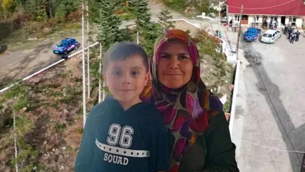 Anne ve oğlunun cansız bedeni 9 gün sonra bulundu! Dikkat çeken ‘kuzgun’ detayı)