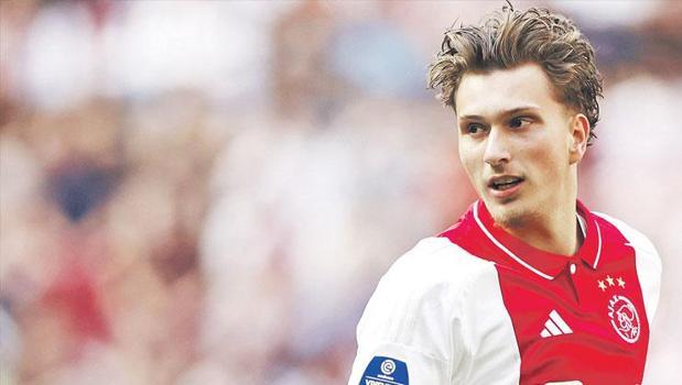 Fırtına’da rota Godts)