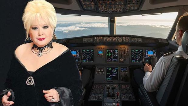 Eski bakan yıllar sonra anlattı! Muazzez Abacı uçakta kokpite girmiş)