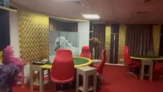 Şişli'de baba ve oğulları evi kumarhaneye çevirmiş)