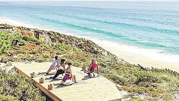 Ülkeyi terk edecek)