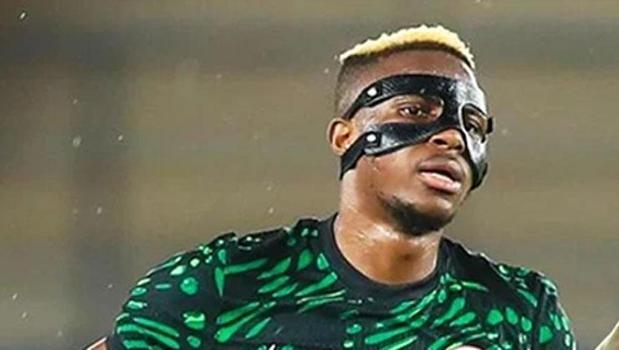 Galatasaray'da Osimhen krizi! Gözyaşlarını tutamadı)