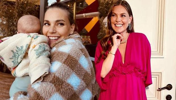 Aslı Enver ve kızı sette! Pozlarına beğeni yağdı)