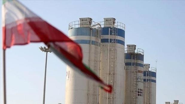 İran, uranyum zenginleştirme faaliyetlerinin devam edemeyeceğini duyurdu)