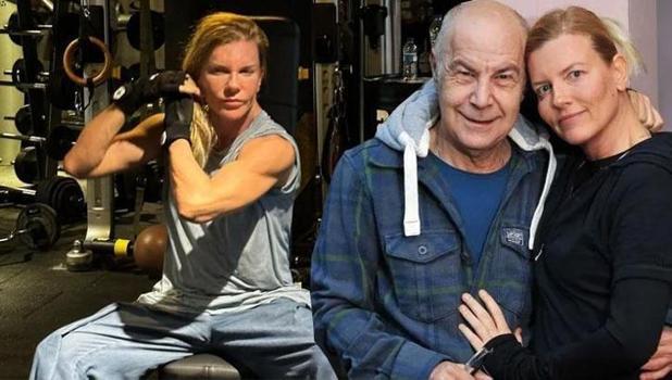 62 yaşında vücuduyla şov yapıyor! Biricik Suden'den kaslı poz)