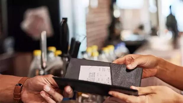 Kafe ve restoranlarda yeni dönem! Zorunlu servis ücreti tarih oluyor)