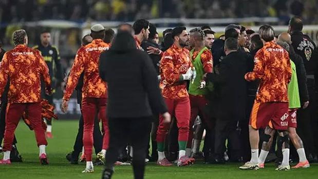 Fenerbahçe-Galatasaray derbisi öncesi gerilim!)