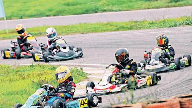 Bom pilotlarının zirve inadı)