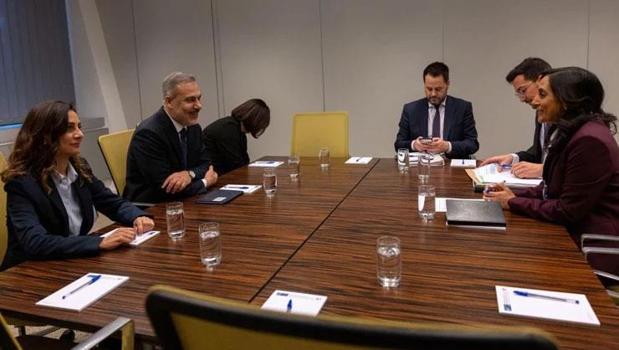 Bakan Fidan, Kanada Dışişleri Bakanı Anand ile bir araya geldi)