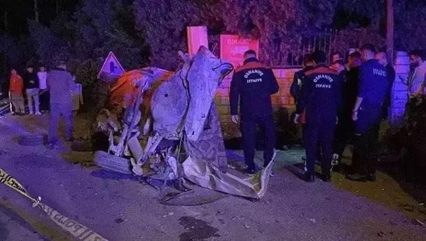 Osmaniye’de 3 araç birbirine girdi! Ölü ve yaralılar var)