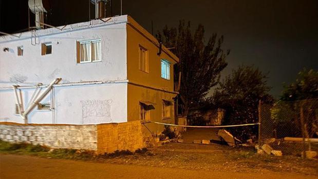 Karısını baltayla öldürüp banyoya gömdü! Korkunç cinayet kadının yakınlarının kayıp ihbarıyla ortaya çıktı)