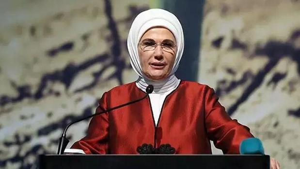 Emine Erdoğan'dan "5. İstanbul Eğitim Zirvesi" paylaşımı)