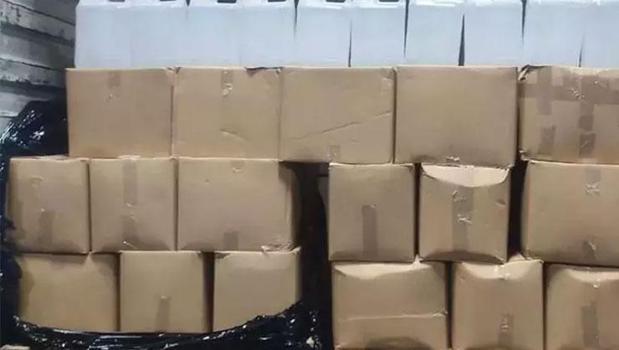 İzmir'de yılbaşı öncesi 860 litre etil alkol ele geçirildi)