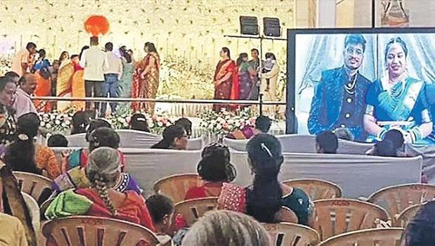 Pilotlar dinlenince yolcular düğünü kaçırdı)