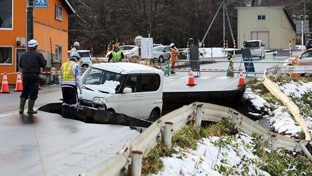 Japonya 7.6 ile sallandı! Yaralı sayısı açıklandı)