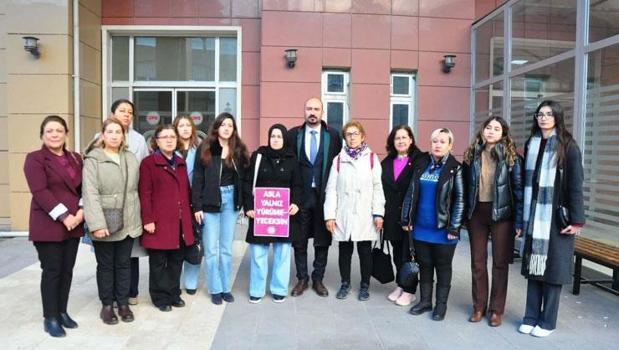 Boşanma aşamasındaki eşi tarafından 5 yerinden bıçaklanan kadın: Öldüğümü zannederek beni bıraktı)