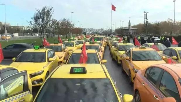 Taksicilerden konvoylu eylem! 'Korsana hayır')