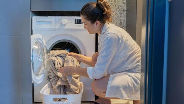 Kurutma makinesi ihtiyacını tarihe karıştırıyor! Çarşafları 1 saatte kurutabilirsiniz)
