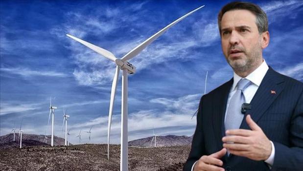Bakan Bayraktar: Her geçen gün artan yenilenebilir kurulu gücümüzle yeni rekorlara imza atıyoruz)