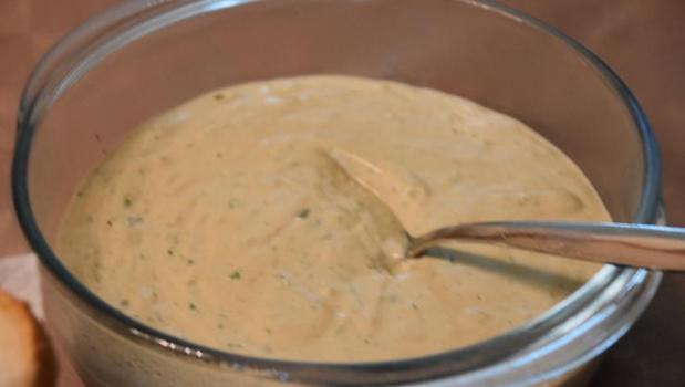 Sabah aç karnına 2 kaşık yiyin! Kemikler için doğal zırh, karaciğeri toksinlerden arındırıyor)