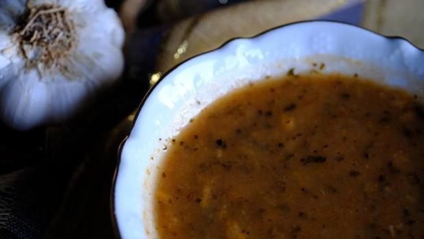 Tarhana çorbasının içine 1 parça ekleyin! Hem şifasını hem lezzetini 10 kat artırıyor)