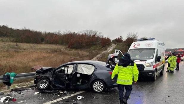 İstanbul-İzmir Otoyolu'nda zincirleme kaza! Çok sayıda ekip sevk edildi)