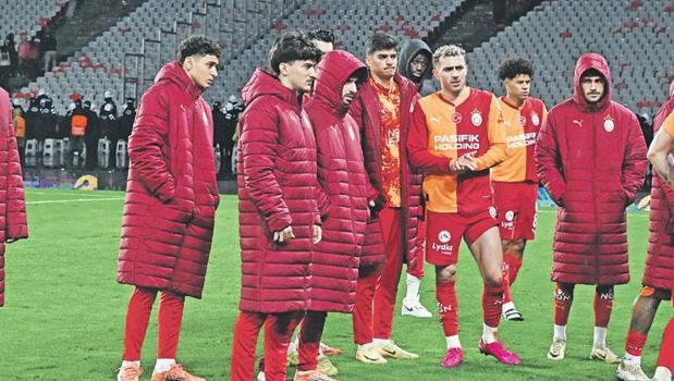 Günay niye kalede, transferler nerede?)