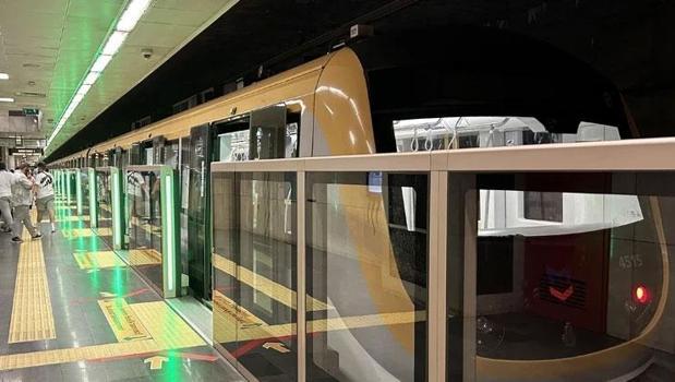 İstanbullular dikkat! M5 hattı iki gün hizmet vermeyecek)