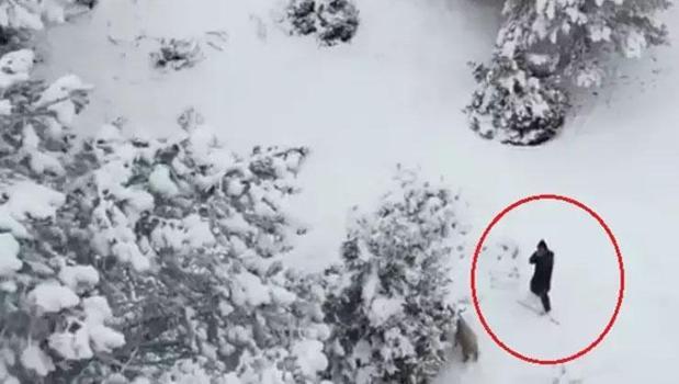 Çobanın dron ile imtihanı! Gördüğü anda tüfeğine sarıldı, pilotun manevrası kazayı önledi)