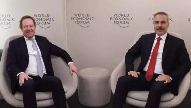 Dışişleri Bakanı Hakan Fidan, Hollandalı mevkidaşı ile Davos'ta görüştü)