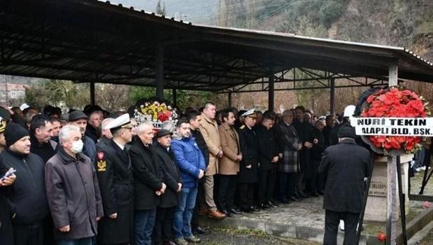 Kalp rahatsızlığı nedeniyle emekli edilmişti, 27 yaşında kalp krizi öldürdü)