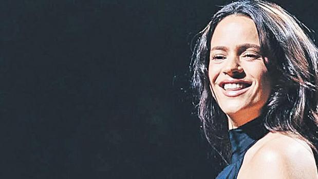 Rosalia’dan anlamlı sürpriz)