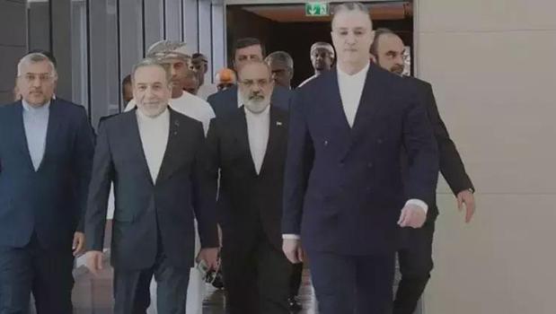 Umman'daki ABD-İran görüşmesi başladı!)