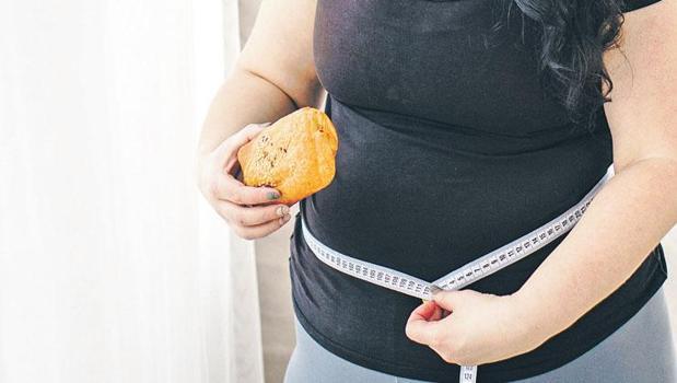 Hızlı kilo vermenin bedeli ağır olabilir! Zayıflama iğnesi de ameliyat da masum değil)