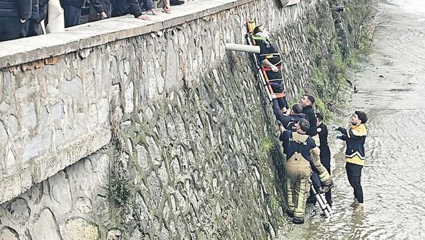 Ölüm deresinde yaşama dönüş)