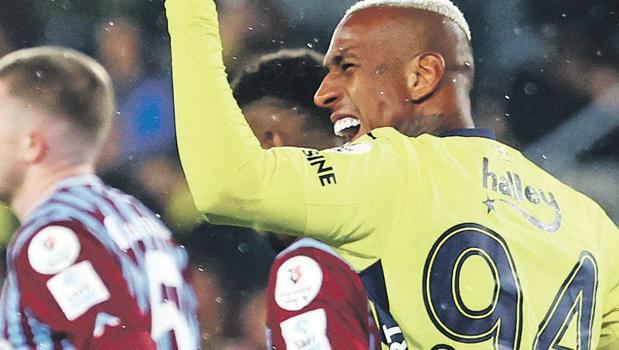 Talisca bileniyor)