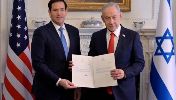 İsrail Başbakanı Netanyahu, Gazze Barış Kurulu üyeliği için imza attı)