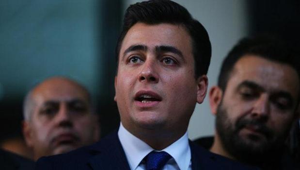 Osman Gökçek, meclisteki kavga anını CNN Türk'e anlattı)