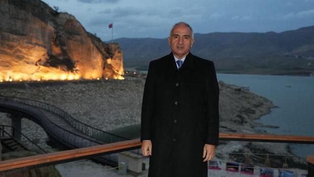 Hasankeyf'te yeni dönem: Tarihin kapıları yeniden açıldı! Bakan Ersoy sahaya indi)