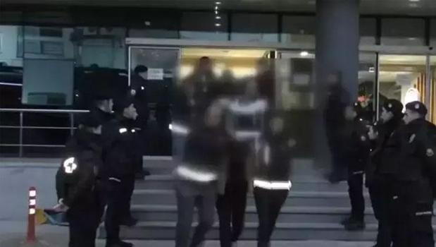 Bursa merkezli uyuşturucu operasyonunda 84 şüpheli tutuklandı)