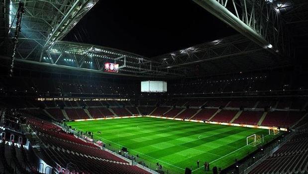Galatasaray'ı şok eden isyan! ‘100 milyon liramı verin’)