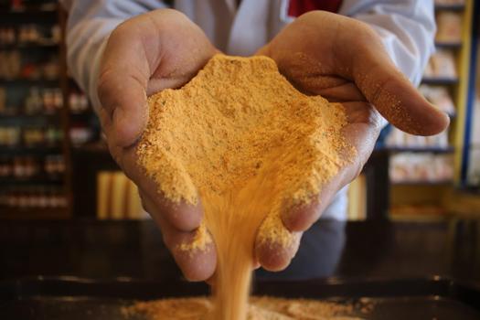 Toz tarhananın ömrünü uzatıyor! Asla böceklenmiyor ve küflenmiyor)