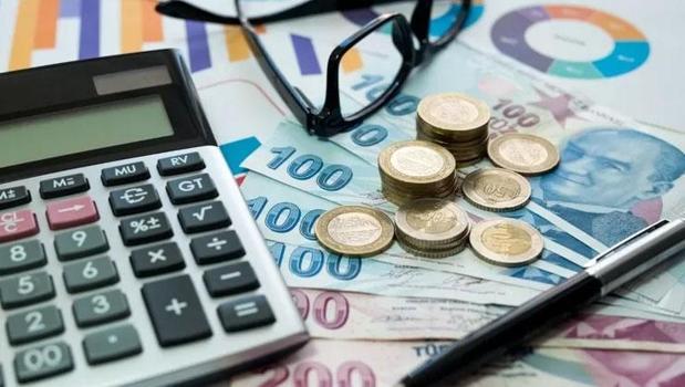 Asgari ücretliye, memura 2. maaş yolda! Emeklilikte refah için 45 yaş detayı)