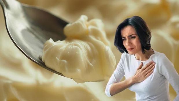 Bir kaşığı bile damarları kitliyor! Kötü kolesterolü bir anda zirveye çıkarıyor)