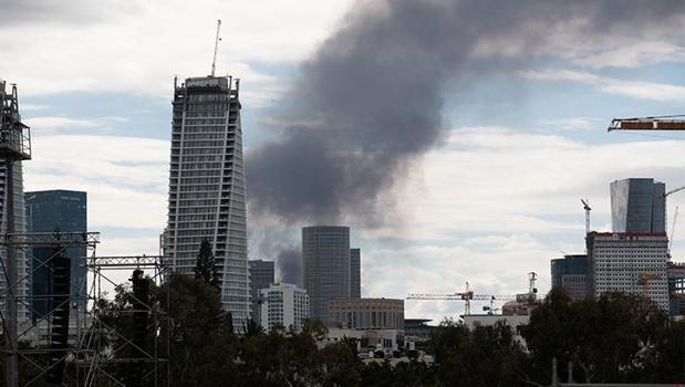 Hamaney'in öldürülmesi sonrası İran, ABD üslerine ve İsrail'e yeni saldırılar düzenledi)
